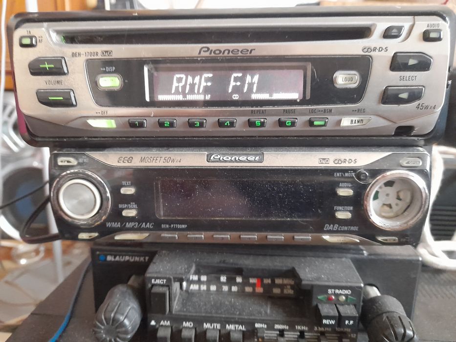 Pioneer DEH 1700R radio samochodowe