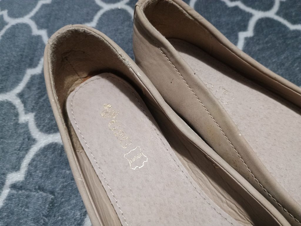 Botki baleriny damskie beż złoto brąz kokardka niski obcas 1 cm r. 37