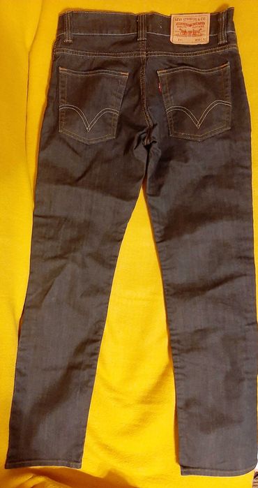 Spodnie jeansowe LEVI'S, nowe