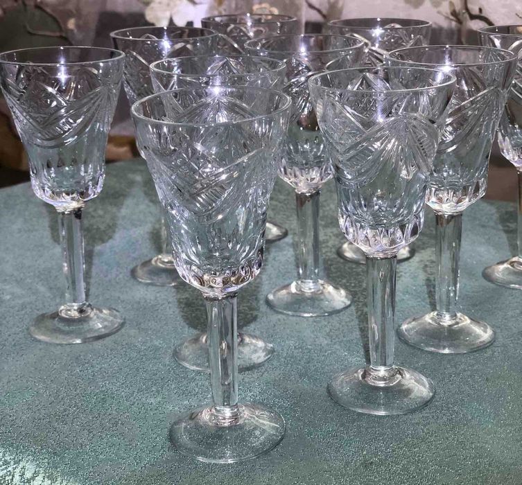Кришталеві чарки десять штук