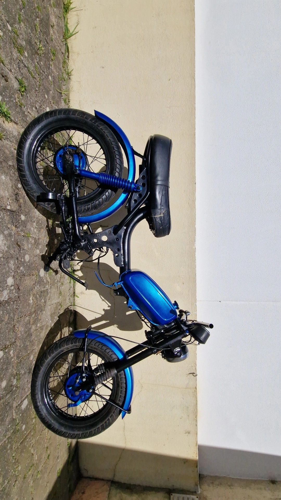 Vendo casal boss k168