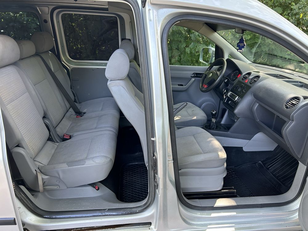 Vw Caddy 1.9 tdi 5 osob klima hak zamiana