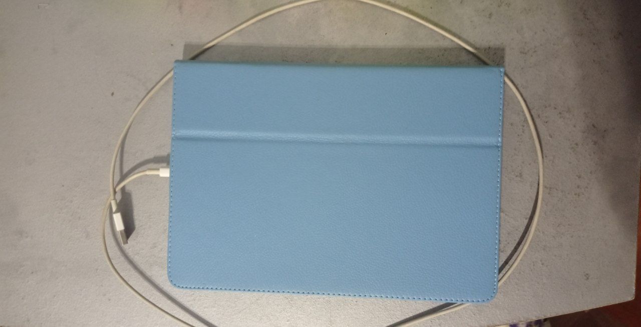 Комплект ipad air 2 + чохол + зарядка