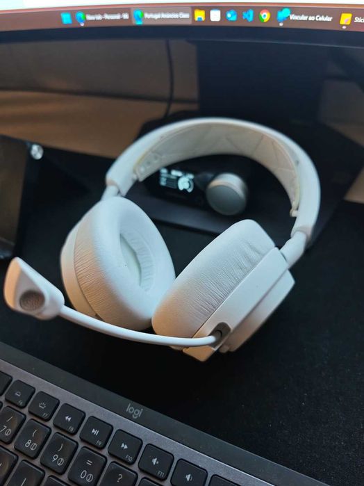Steelseries Arctis Nova Pro Wireless Branco