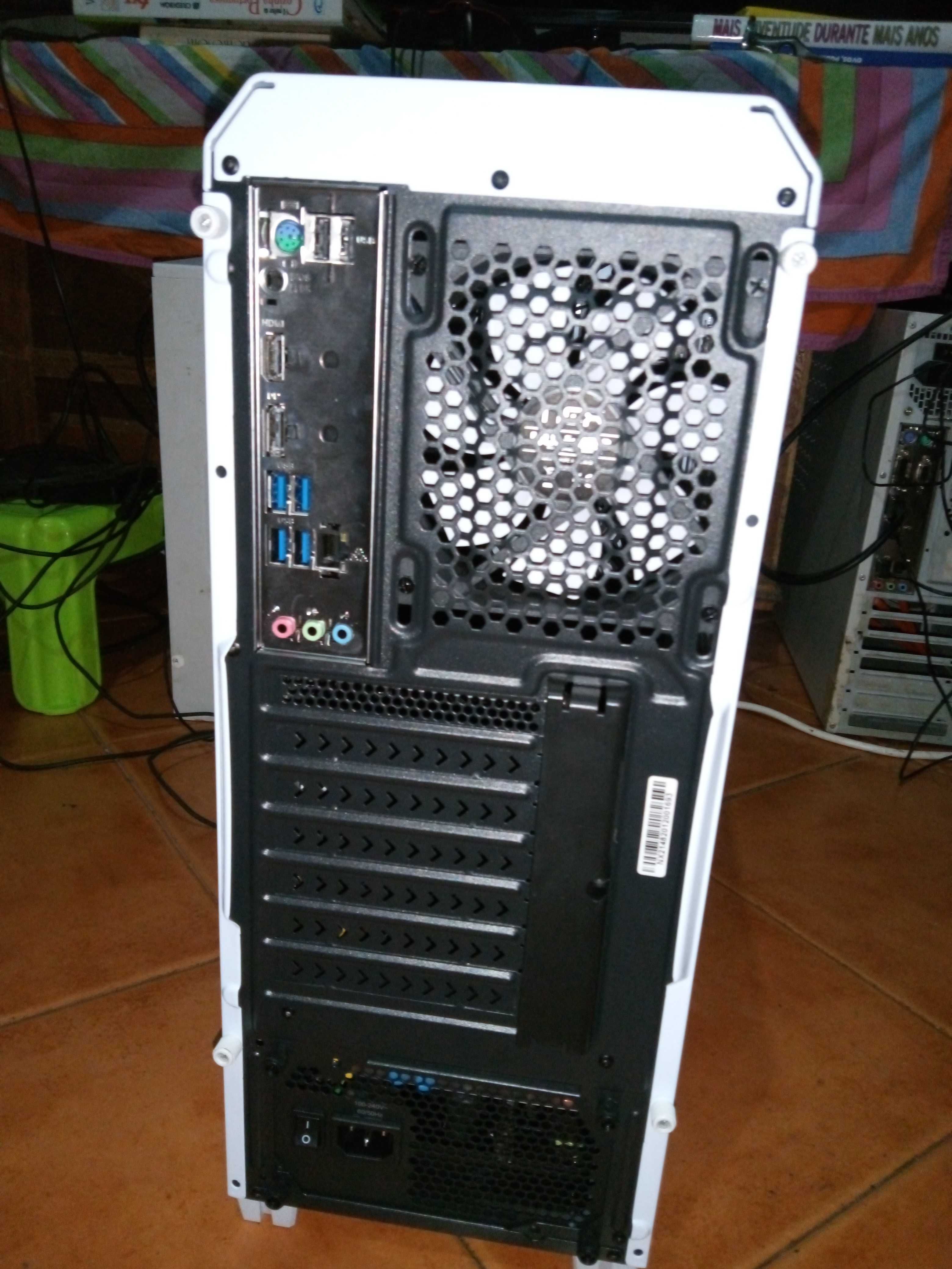 Vendo Computador Descktop CPU 2Core Celeron G6900