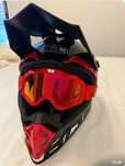 Capacete C.M.S  novo
