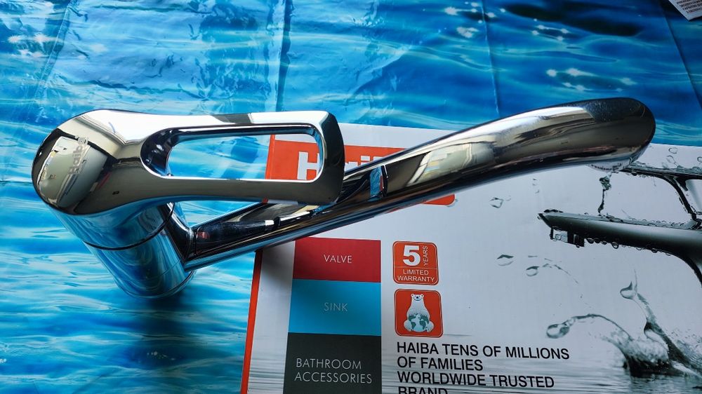 Змішувач, смеситель для умывальника Haiba Germes Chr-555 Nut