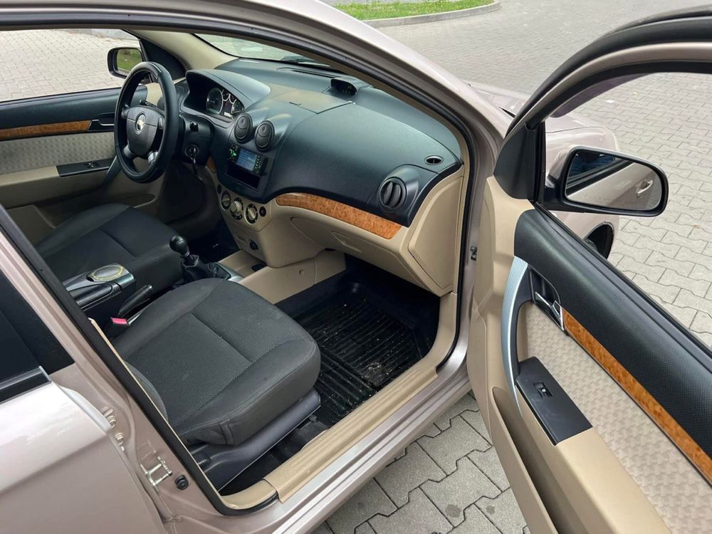 Продам Шевролет Авео 1.6 бенз. 130тис. км