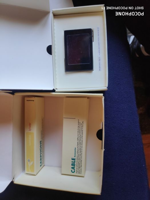Iriver u10 2gb mp3,mp4