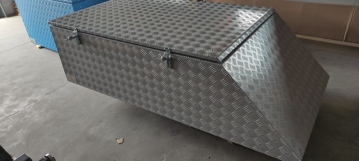 Skrzynka aluminiowa skrzynia transportowa bagażnik box kamper na wymia