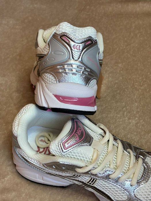 Жіночі спортивні кросівки рожеві Asics Gel Kayano 37 38 39 40 розмір