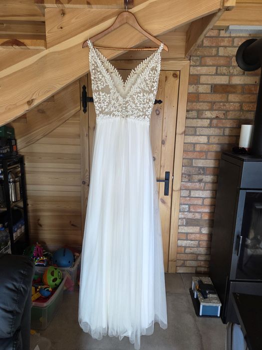 Suknia ślubna  litera A