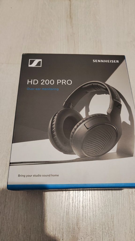 Słuchawki wokółuszne Sennheiser HD 200 Pro