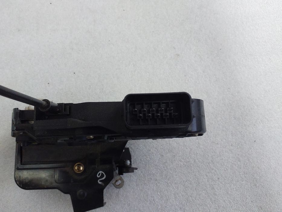 Fechadura / fecho porta frente direito VOLVO V50 (MW)