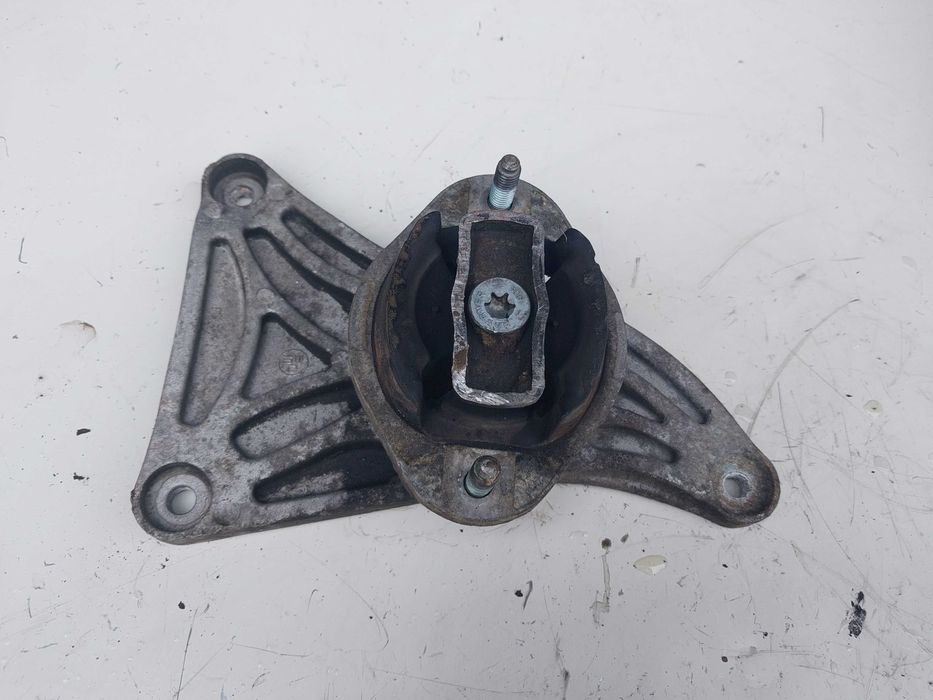 Poduszka Łapa Skrzyni Biegów Audi a4 b7 2.7 tdi Manual 3.0 tdi Manual