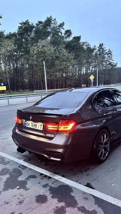 Продам бмв f30 . 2.0 дизель дуже в хорошому стані