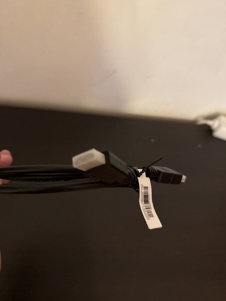 Cabo HDMI novo, nunca usado.
