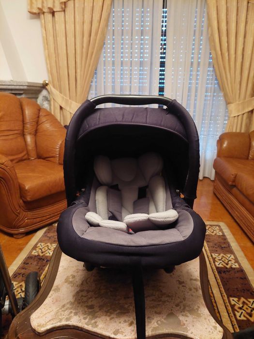 Carrinho e Baby coque Pierre Cardin vicky