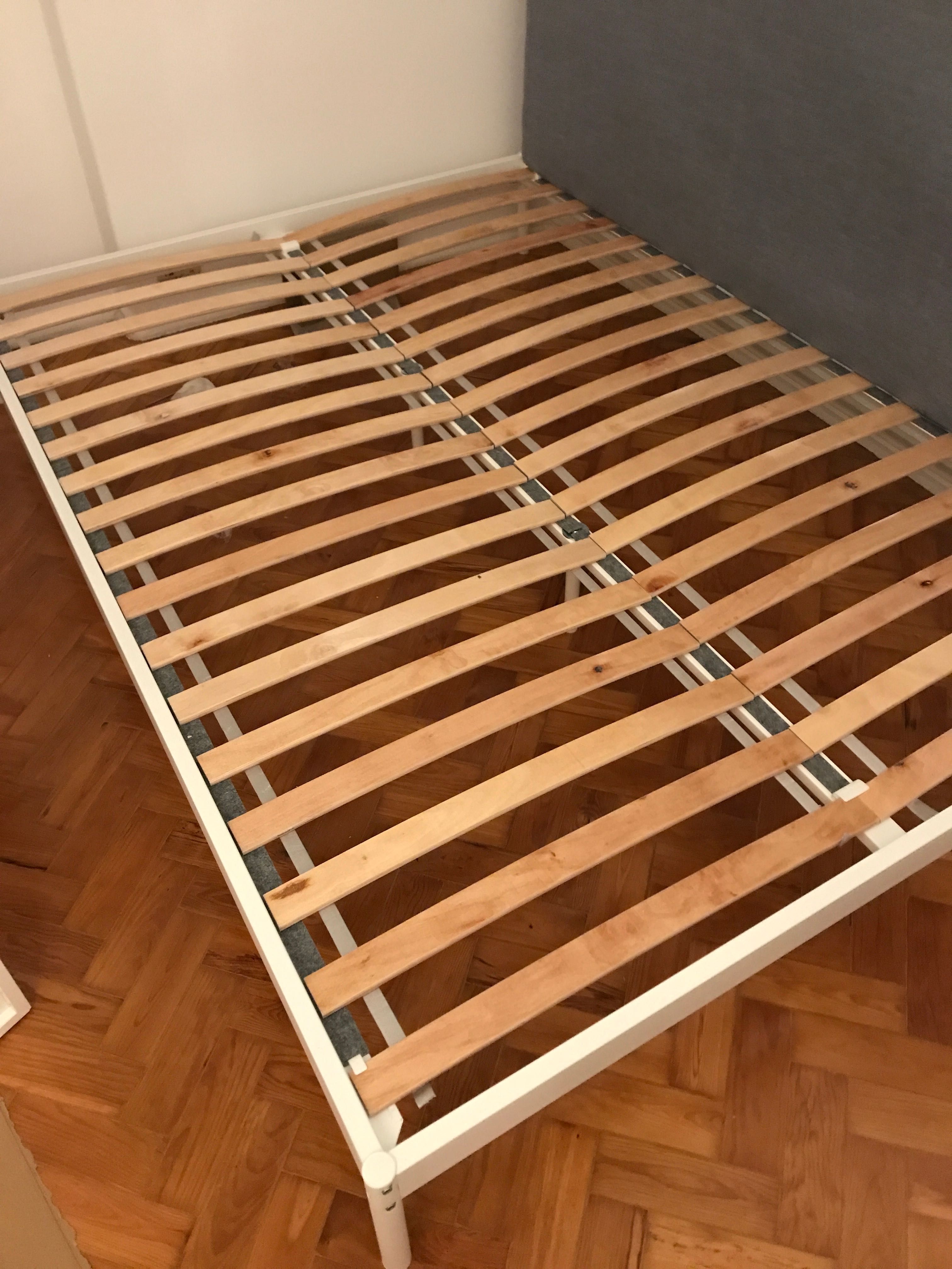 Estrutura da cama Ikea  inox Branca