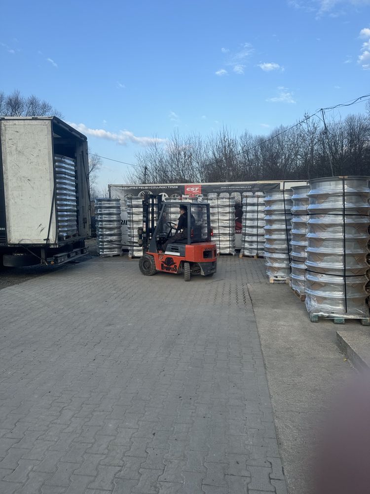 felgi przód szerokie 9.00x15,3 Ostrówek Ursus C330 Ursus C360