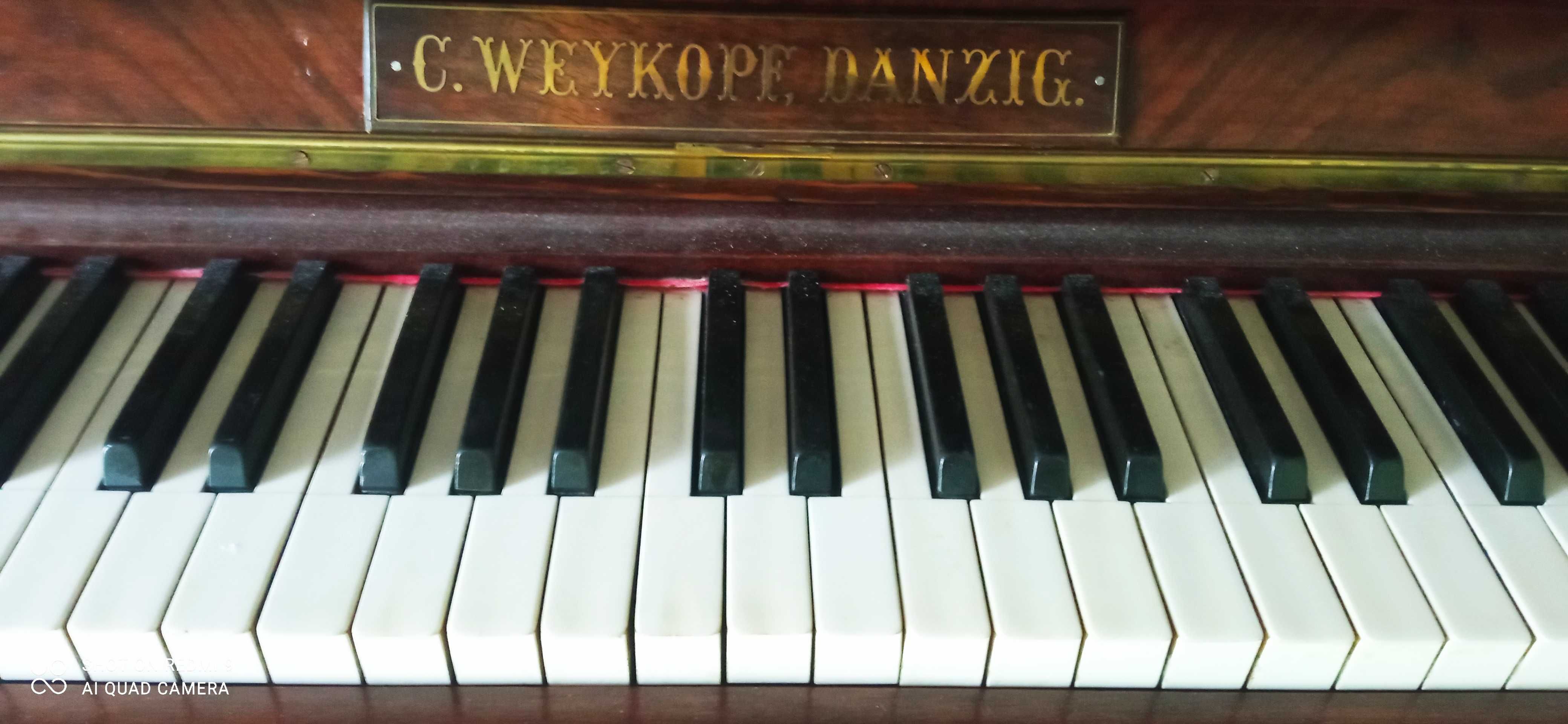Pianino C.WEYKOPF Danzing