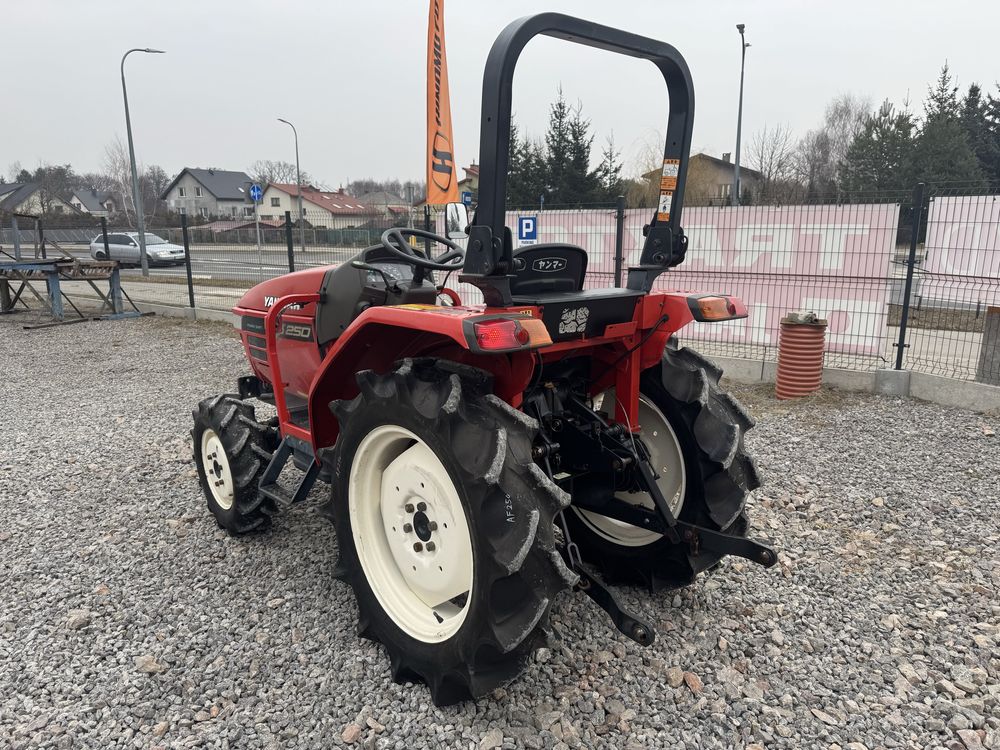 Traktorek traktor ogrodniczy Yanmar AF250 | Wspomaganie | Rewers | 4x4