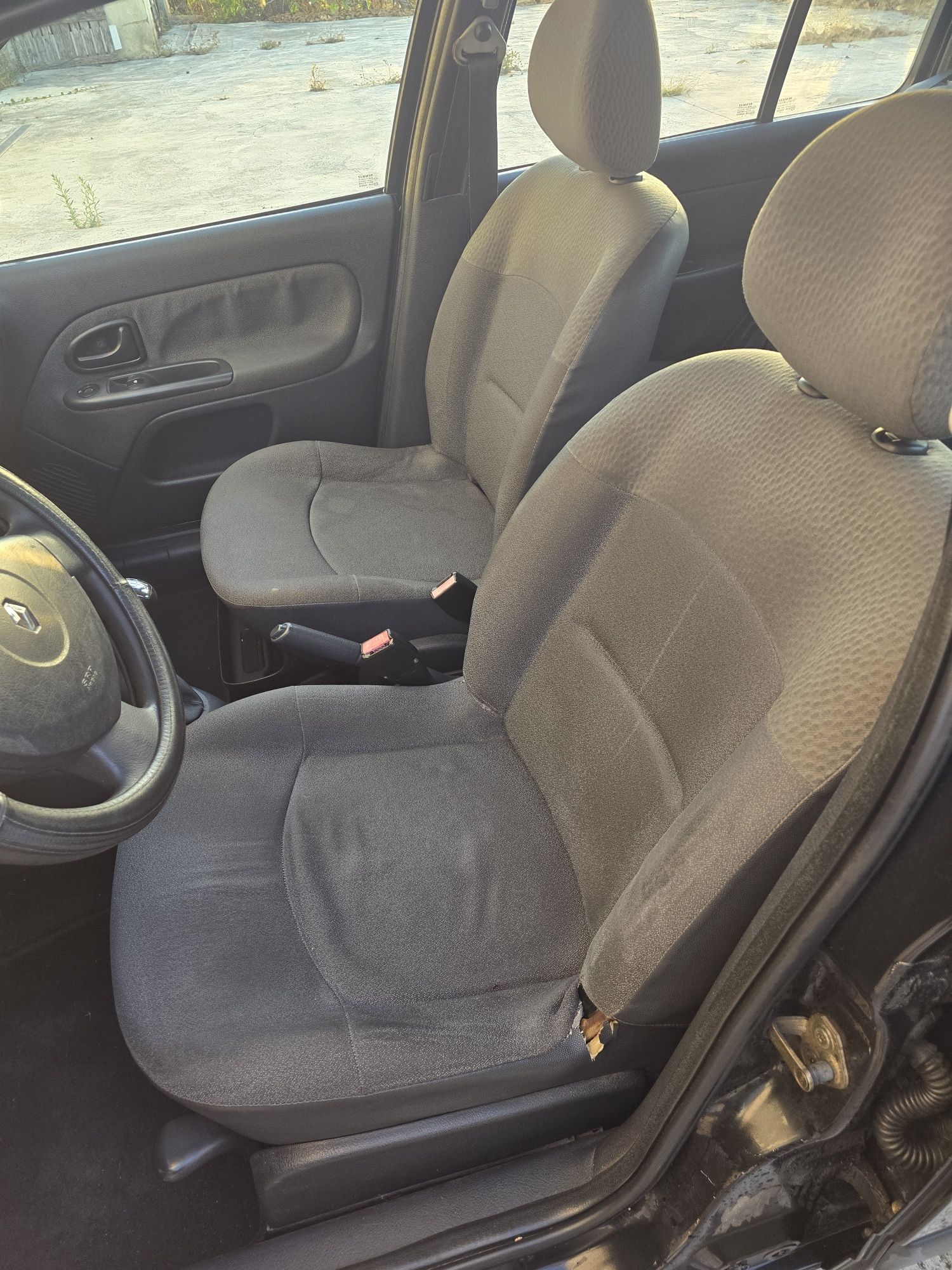Renault clio 1.5 dci de 2004