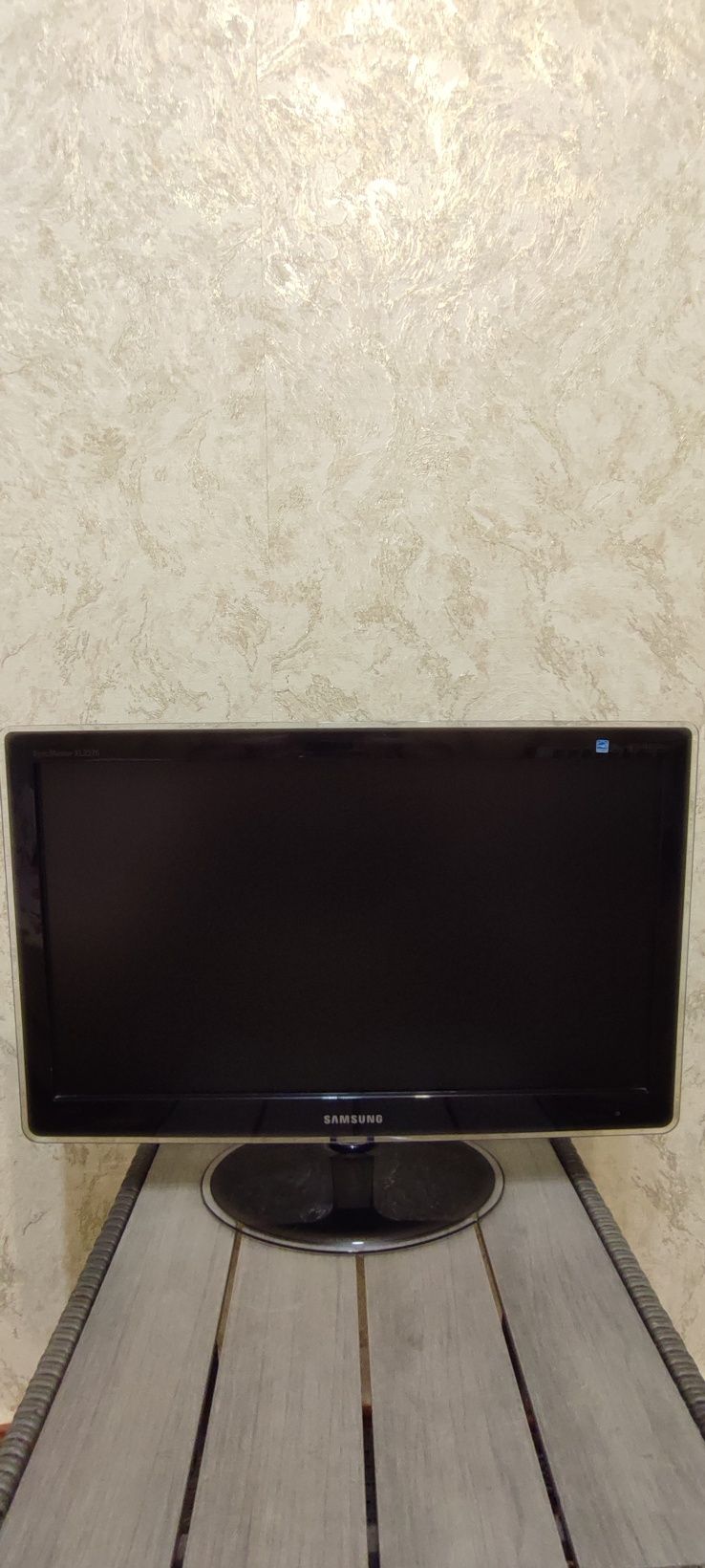 Монитор 23" Samsung SM XL2370