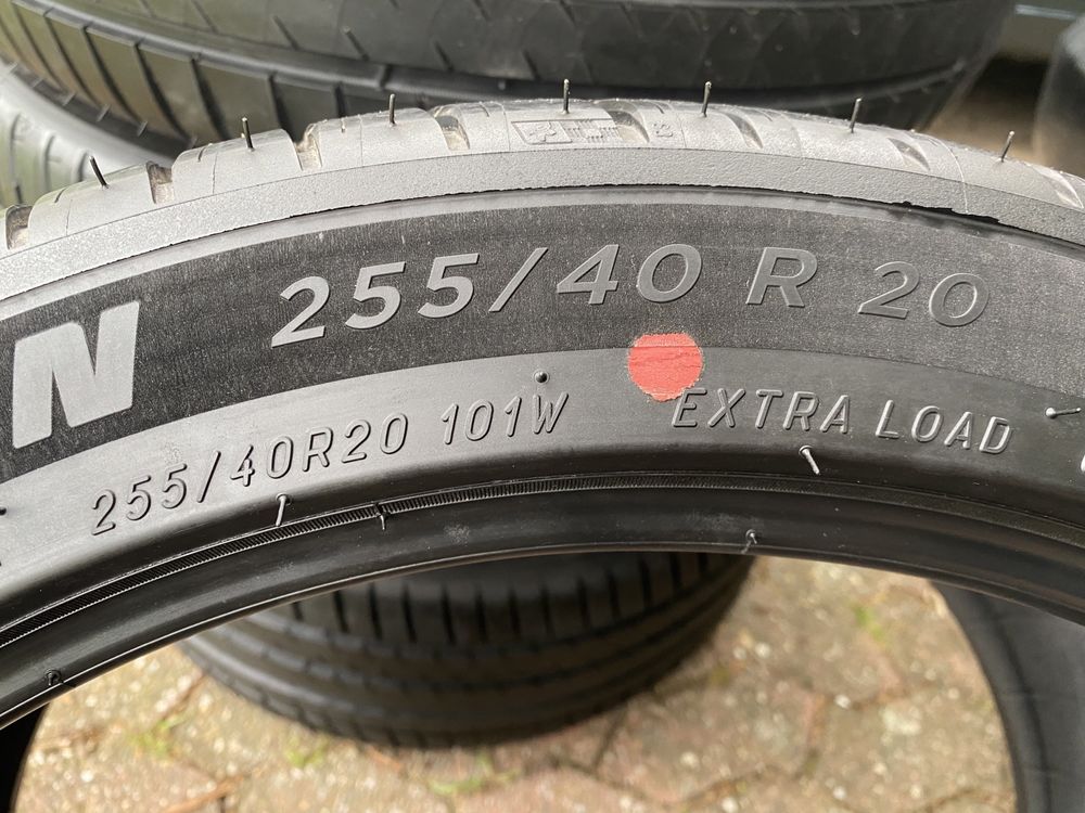 23 рік 255/40 R20 101W Michelin PilotSport EV