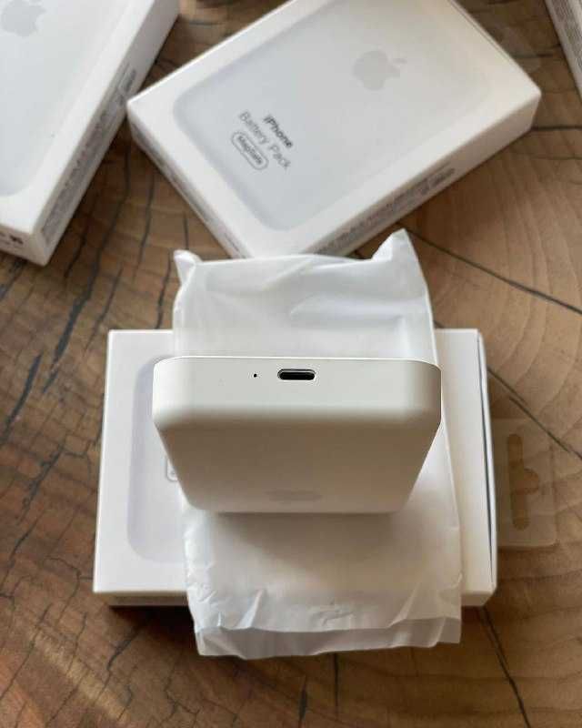 Зарядка Apple MagSafe Battery Pack 5000 mAh