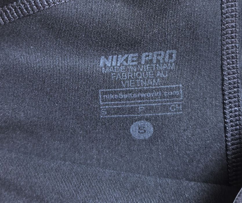 Spodenki sportowe Nike 3/4 rozm S