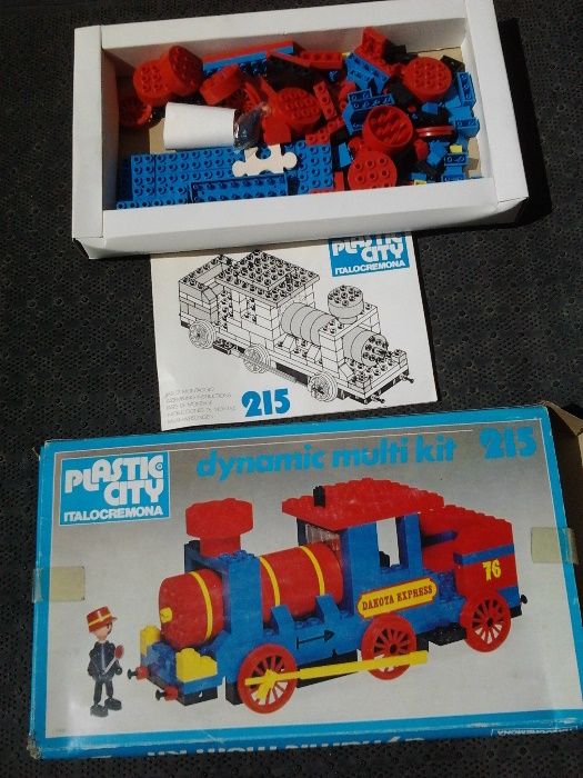 Locomotiva em Lego