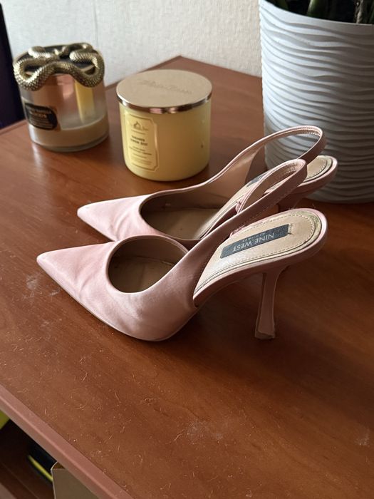 Гарні бежеві підбори