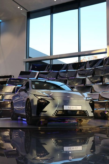 Lexus ES Lexus ES 350e FWD