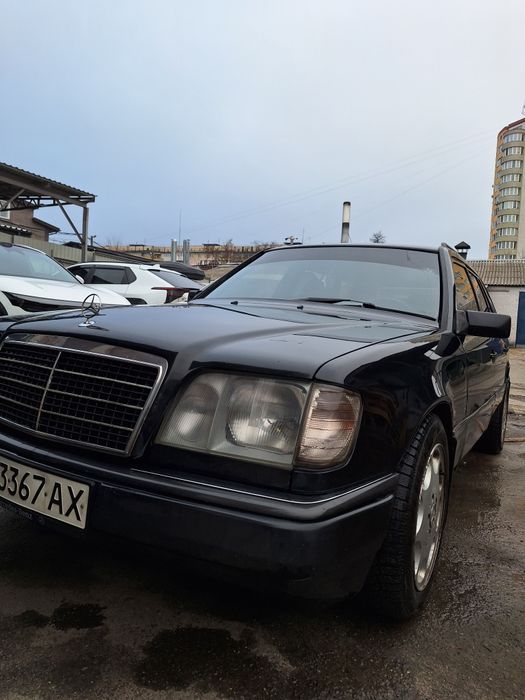 Мерседес е200 124
