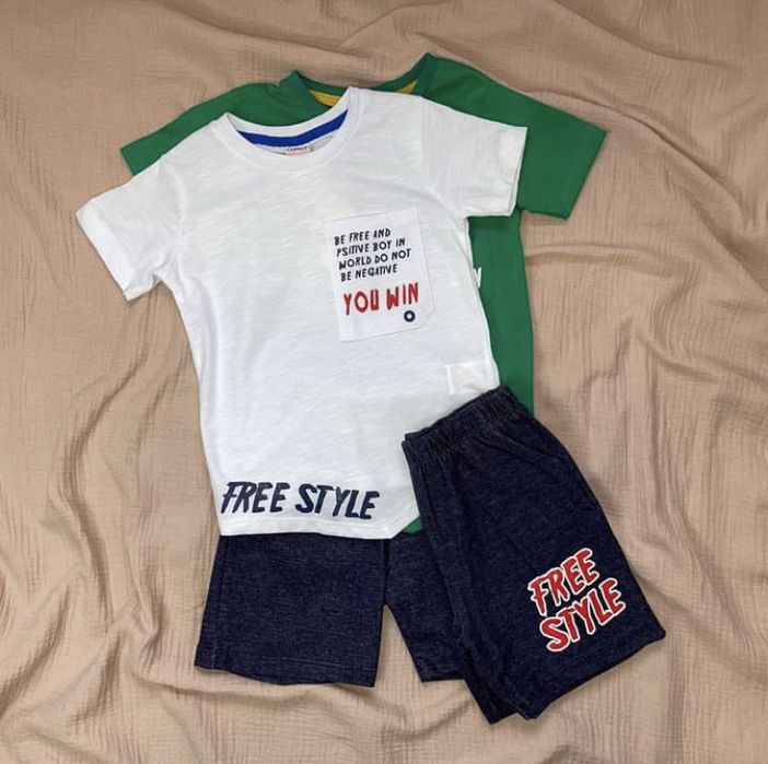 Літній костюм на хлопчика