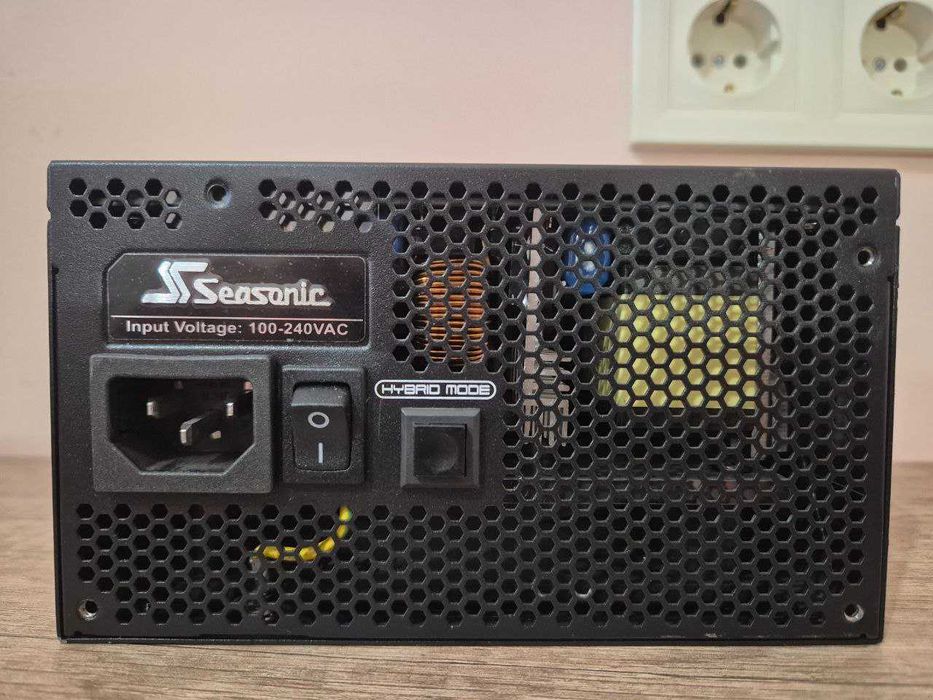 Блок питания живлення Seasonic FOCUS SSR-750FX 750W 80 PLUS GOLD