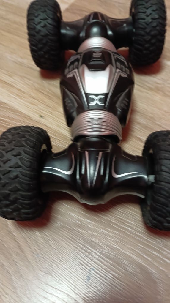 Auto.       Na pilot