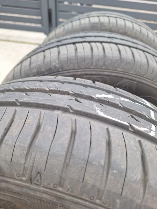Opony letnie 205/65/15, 4 szt.
