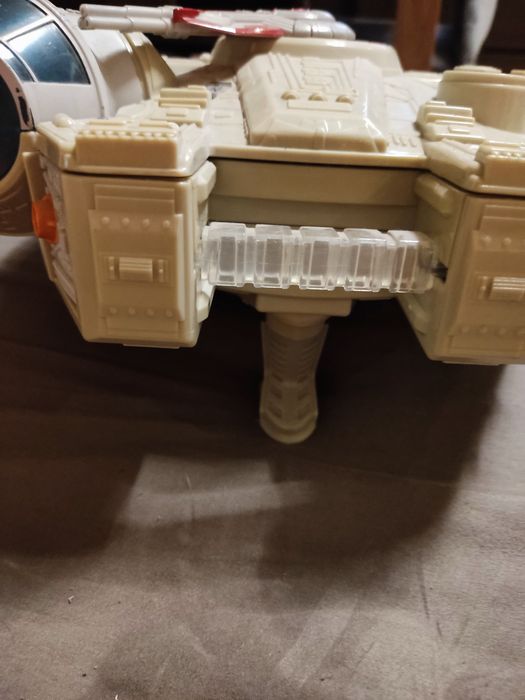 Star Wars Sokół Millenium Hasbro statek kosmiczny niekompletny