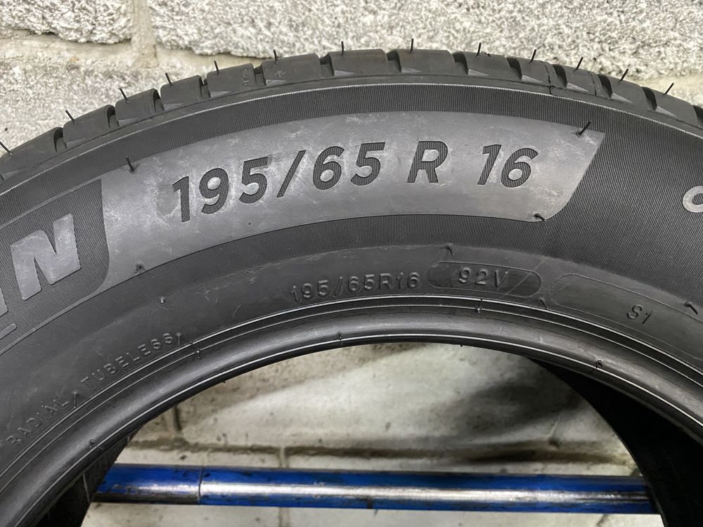 Літні шини 195/65 R16 (92V) MICHELIN