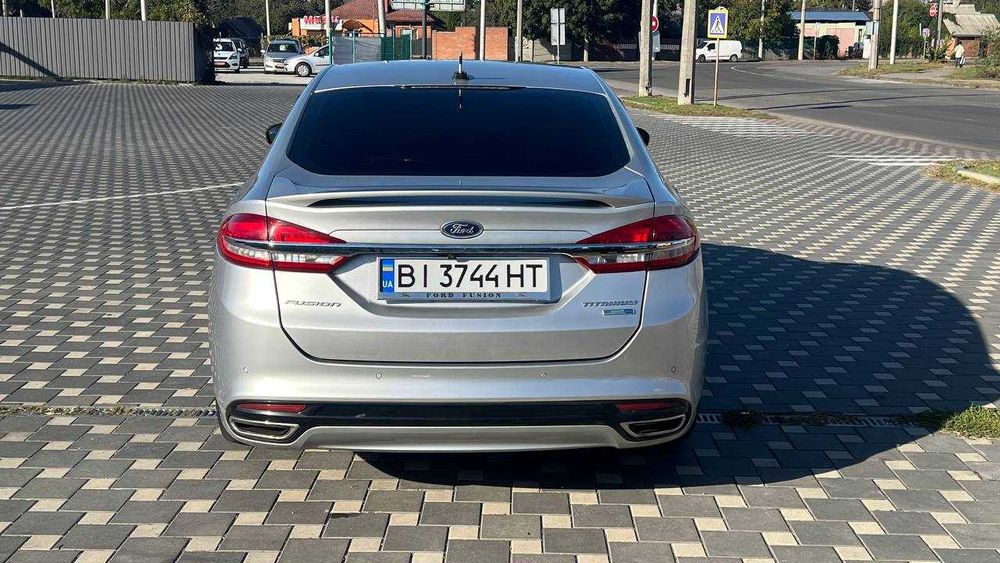 Ford Fusion 2.0 EcoBoost 2018 рiк