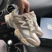 Жіночі кросівки нюбеланс бежеві з білим New balance 9060 beige white