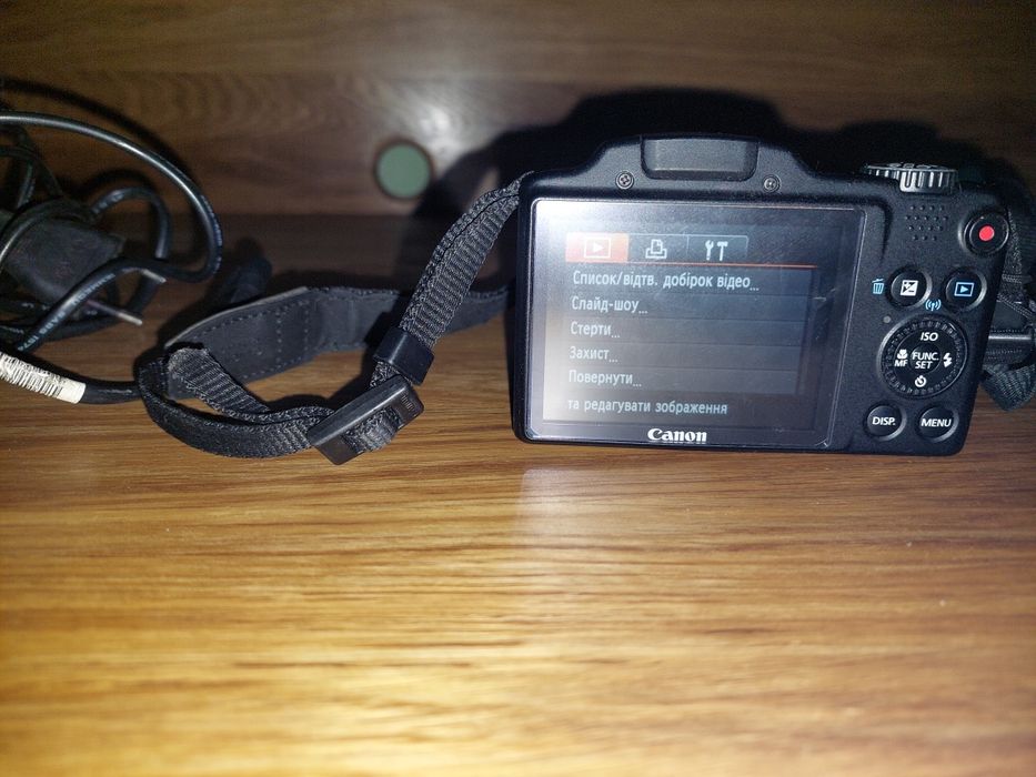 Фотоапарат Canon