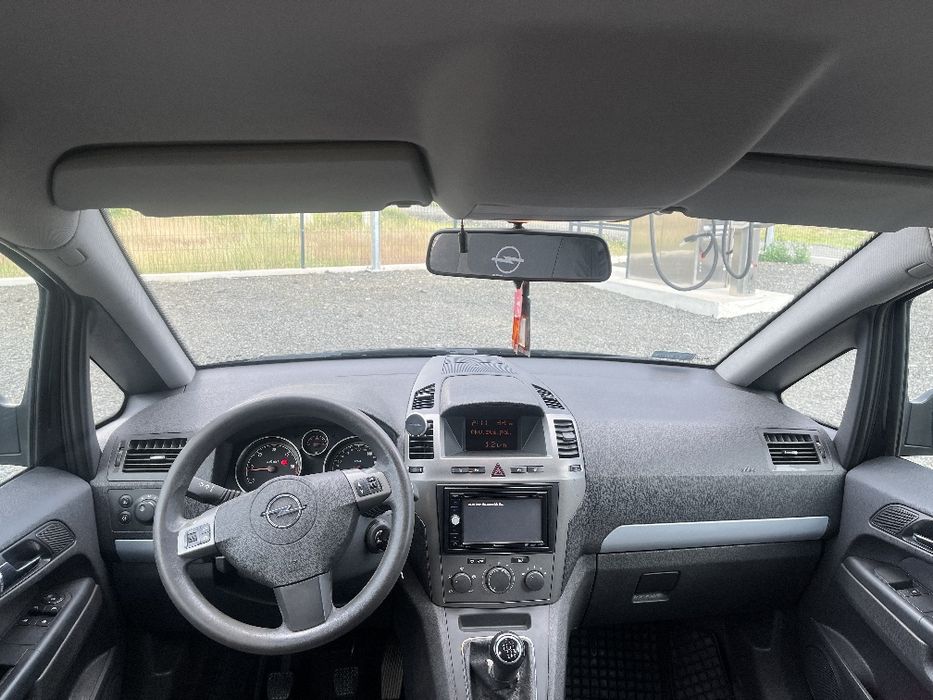 Продам  Opel Zefira