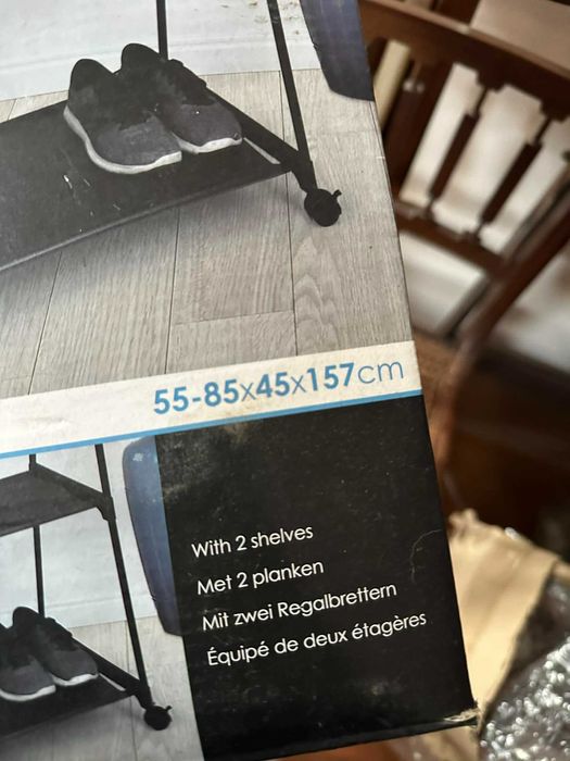 cabide em pé novo + sapateira