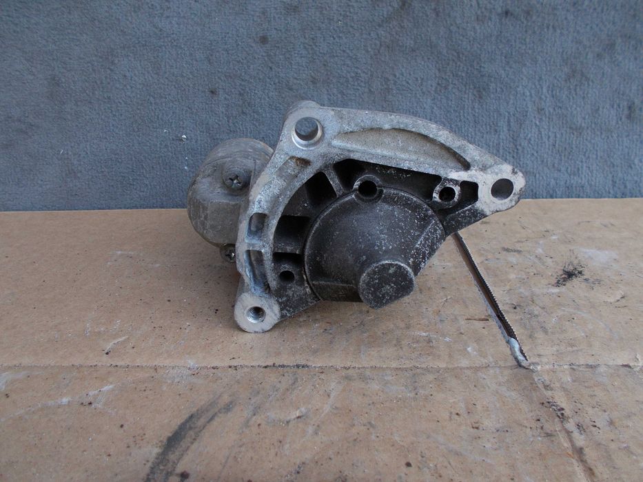 citroen C3 1.4 8v rozrusznik 96563.17780 peugeot 207
