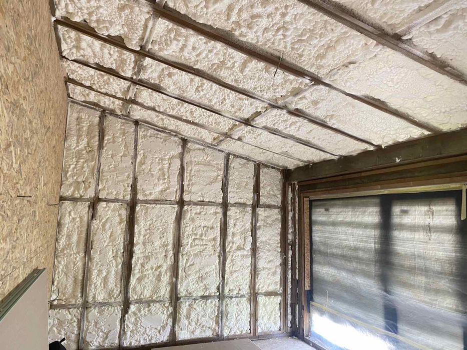 БЕЗ посередників!Утеплення заливною піною ППУ,утеплення будинку