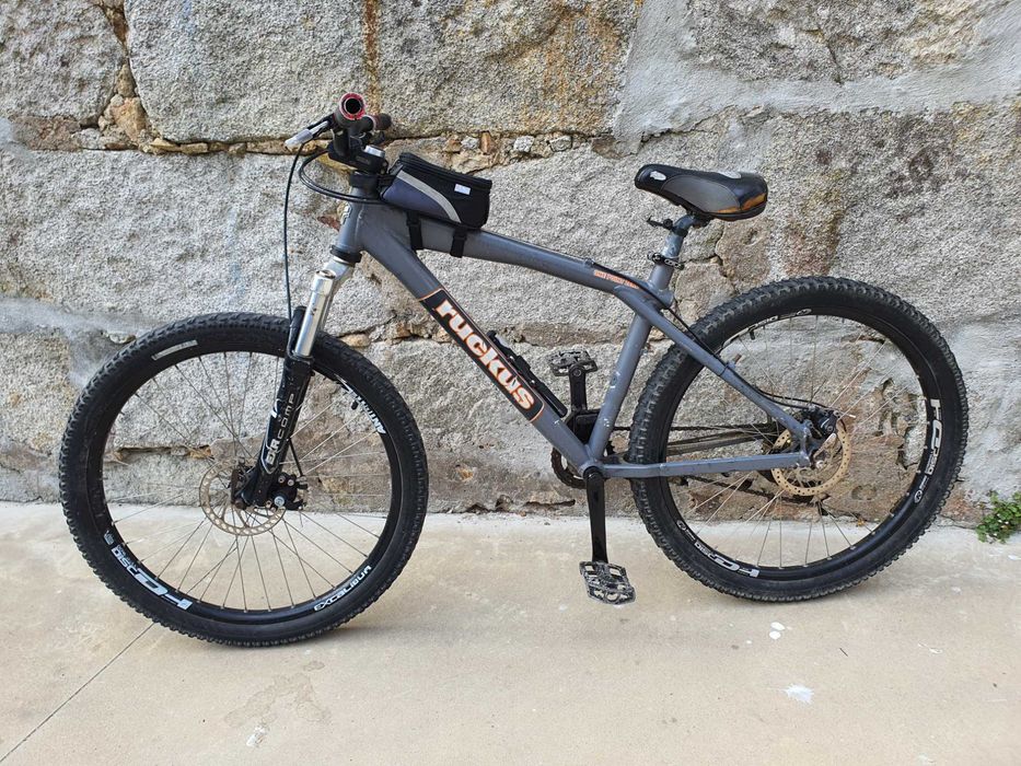 Bicicleta GT roda 26 BTT / Street