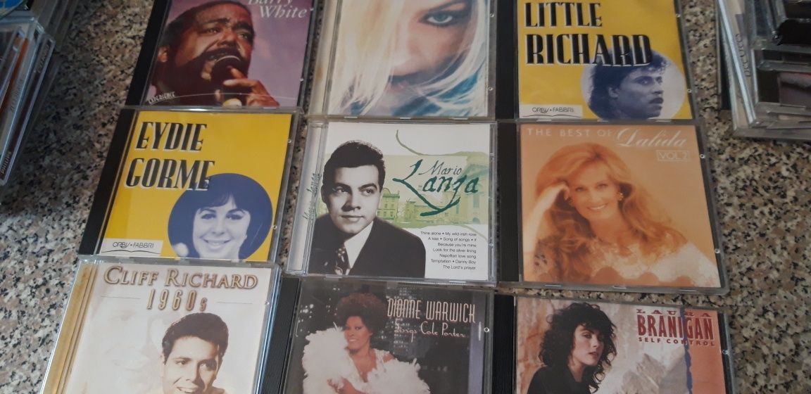 Conjunto de 15 Cds Originais Diversos